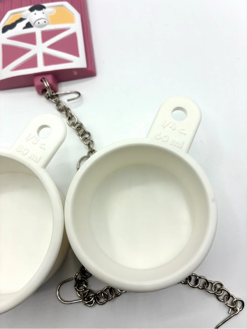 Vintage Avon Down on the Farm Measuring Cups Set Barn Wall Hanger Original Box
